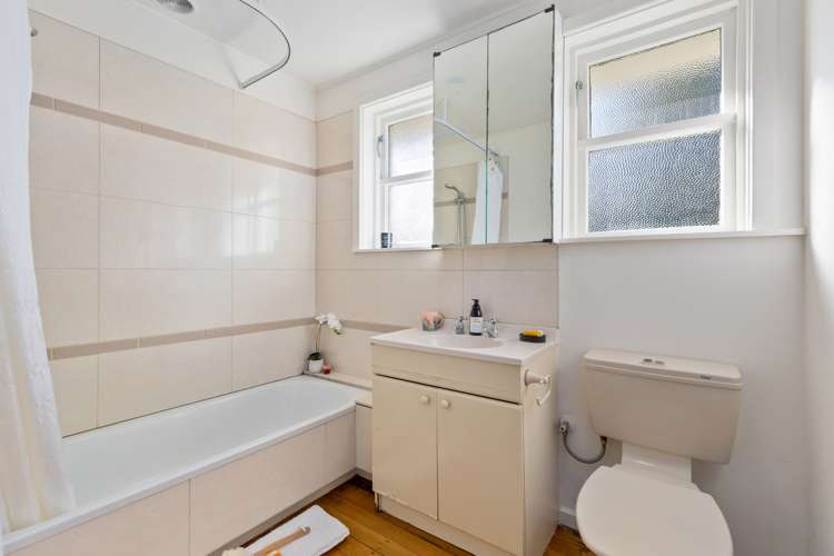 35 Philomel Crescent Bayswater_13