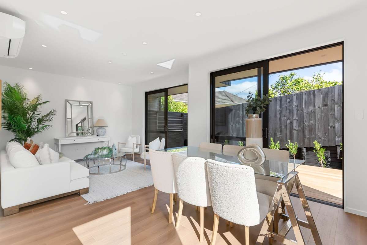 26-28 Weybridge Crescent_2