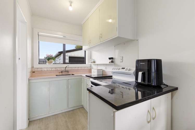 4 Ontario Place Wainoni_4