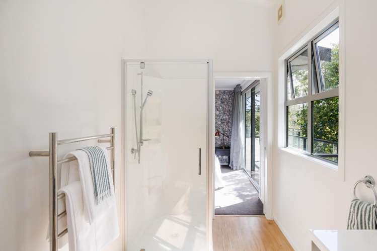 16a Springdale Grove Fitzherbert_15