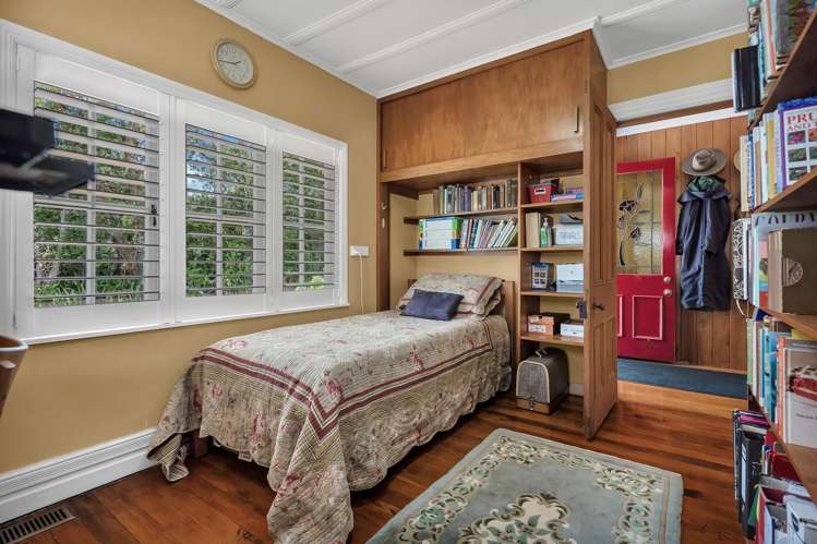 3 Lake Road Devonport_12