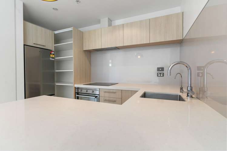 708/5 Howe Street Freemans Bay_7