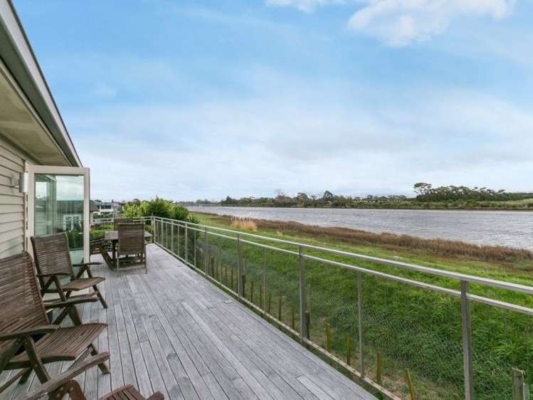 15 Old Ferry Road Clive_18