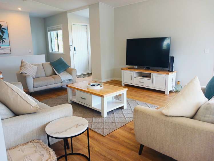 2 Sunset Heights Cable Bay_10