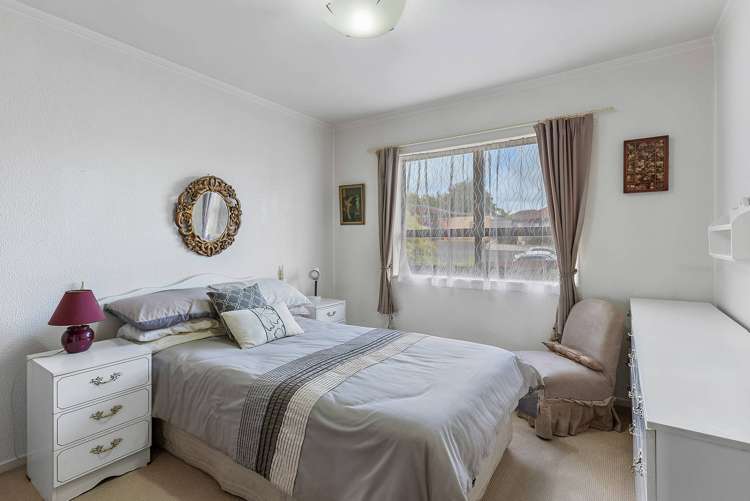 2/12 Sherie Place Howick_11