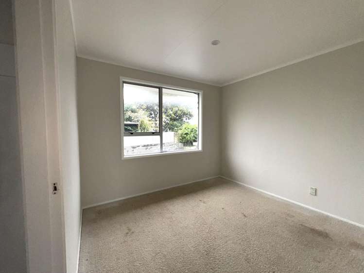 4 Rahiri Street Waitara_17