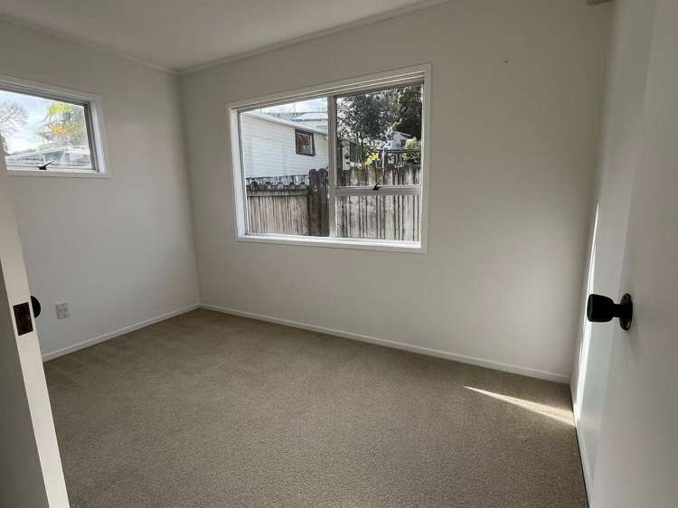28 Cranberry Place Bucklands Beach_5