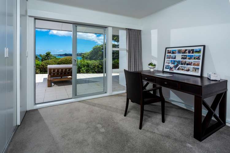62 Sharon Road Waiake_21