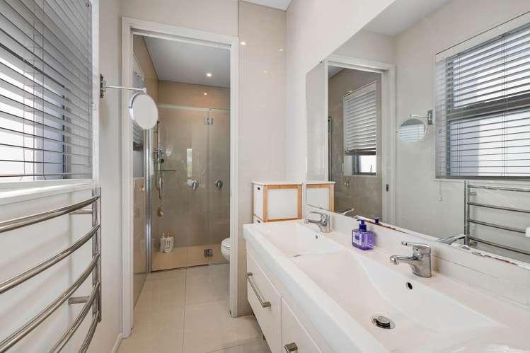 6 Portland Park Road Silverdale_11