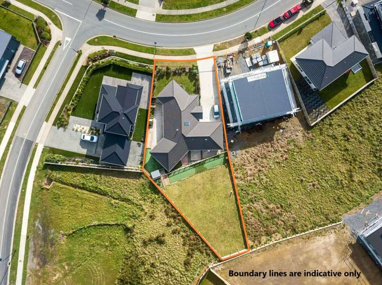 117 Queen Charlotte Drive Aotea_26