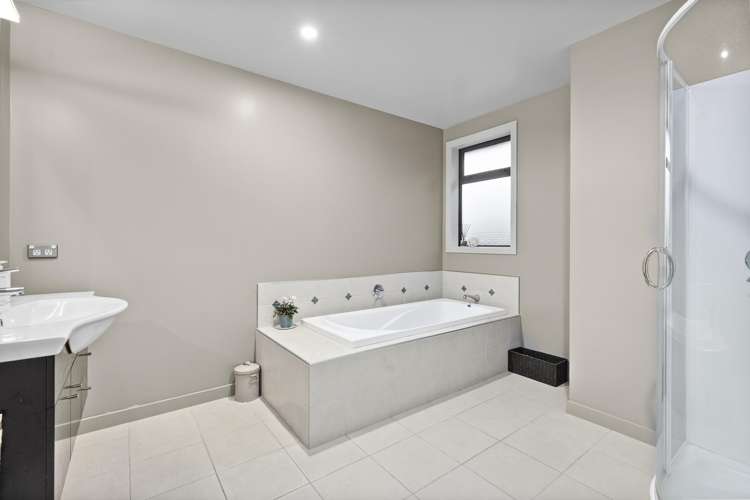 74 Mount Iron Drive Wanaka_15