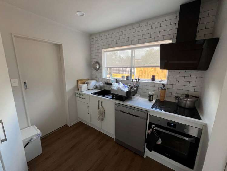 2/41 Seabrook Avenue New Lynn_2