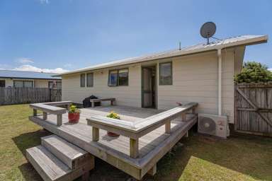 11 Hawk Hill Crescent_1