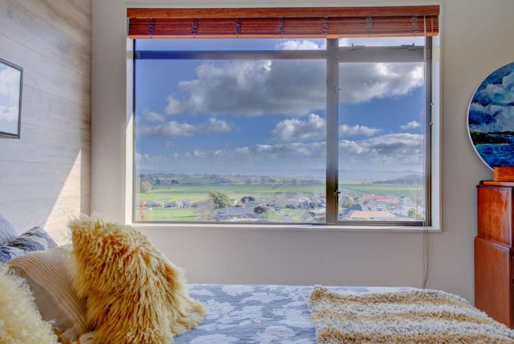 15 Tironui Terrace Western Heights_9