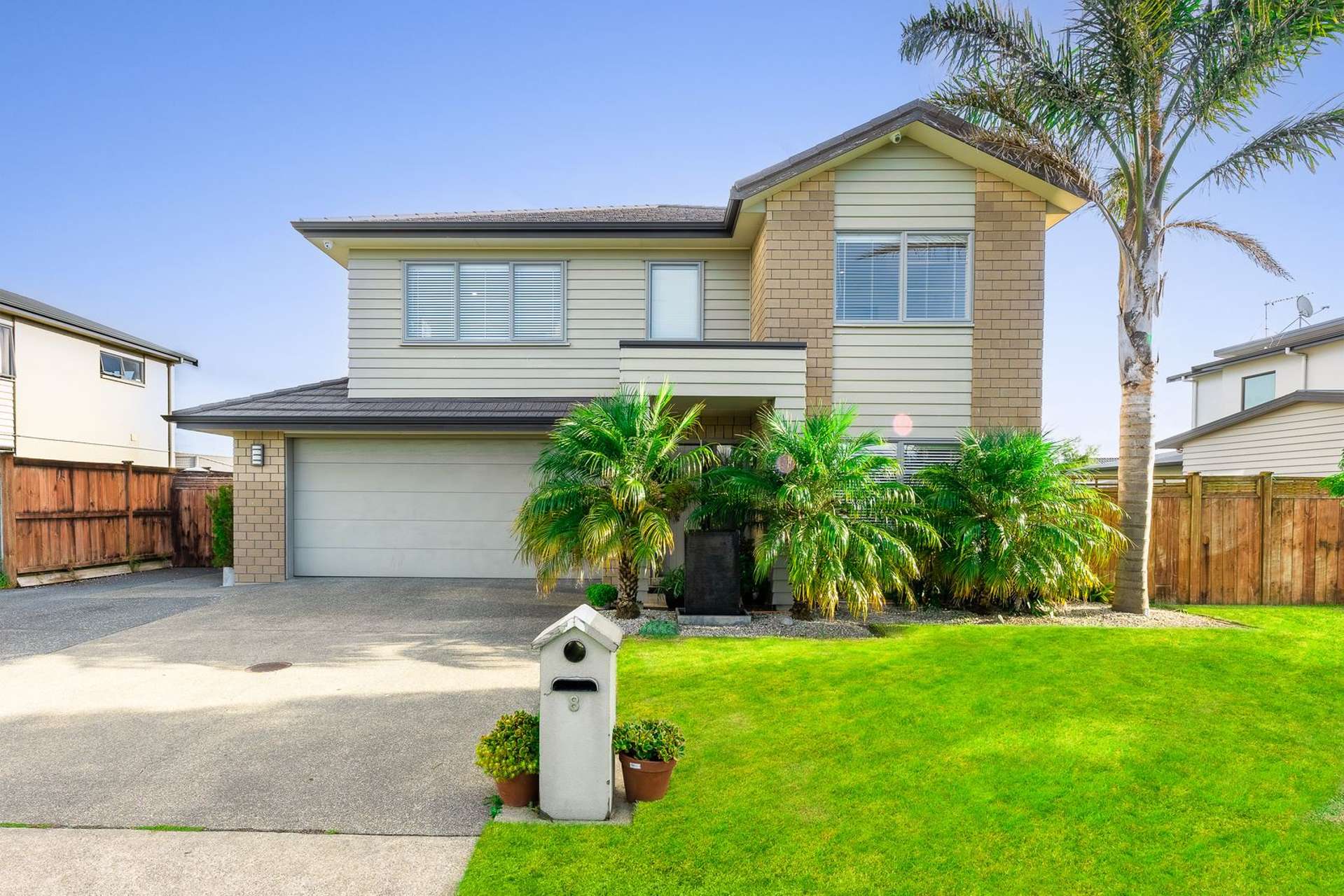 8 Scotsmoor Drive Wattle Downs_0