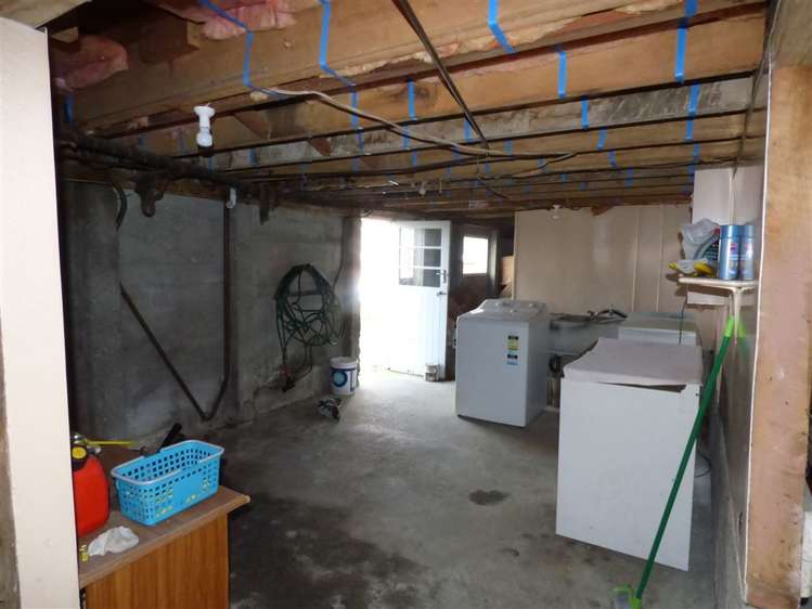 211 Clyde Street Balclutha_11