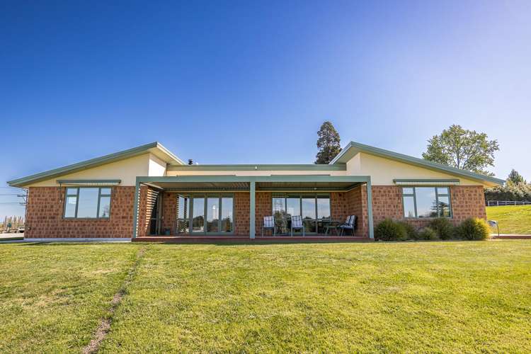 7 Omarunui Road Waiohiki_4