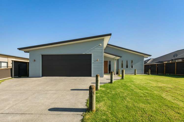 14 Surfers Avenue Waihi Beach_23