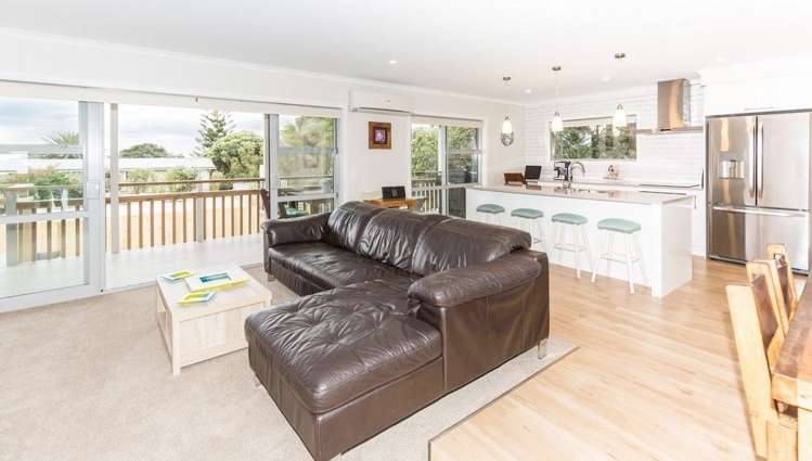 1037 Papamoa Beach Road Papamoa_30