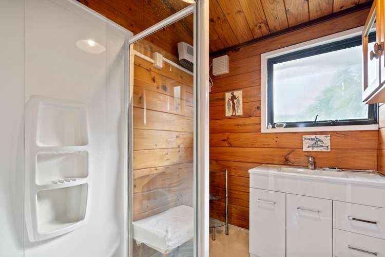 185 Miromiro Road Normandale_11