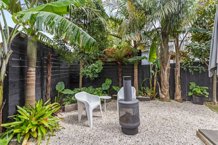 2/93 Ferndale Road Mount Wellington_14