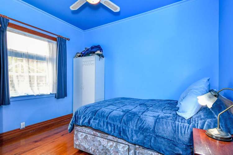 78 Clark Road Pahurehure_10