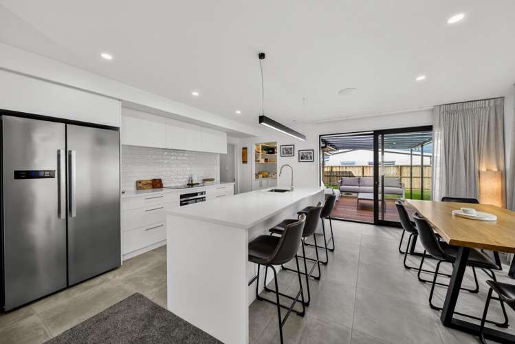 23 Monarch Drive_5