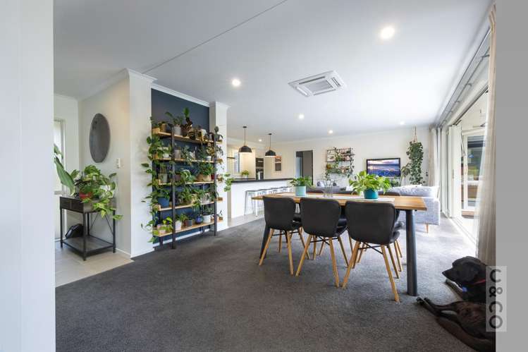 58 Muriwai Road Waimauku_24