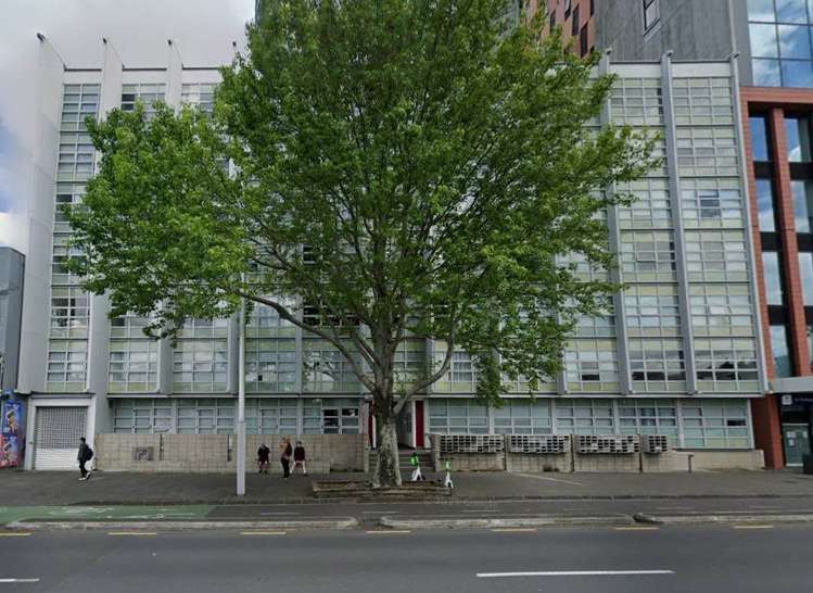 705/133 Beach Road Auckland Central_2