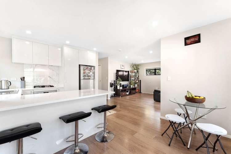 10b Kaimai Avenue Massey_8