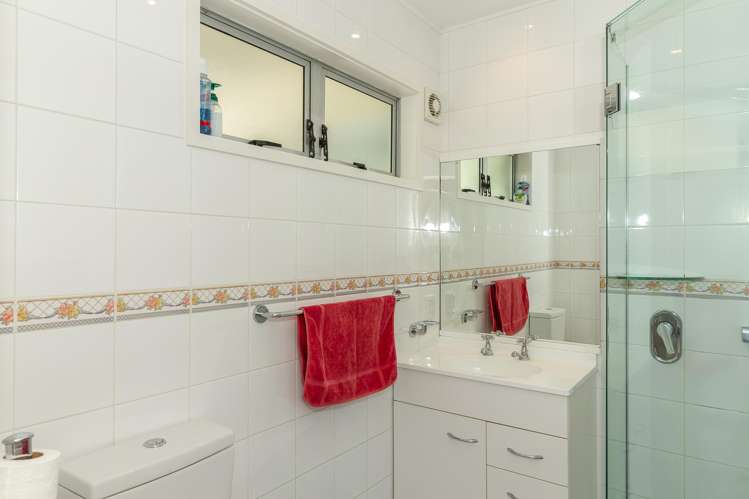 92 Avondale Road Taradale_8