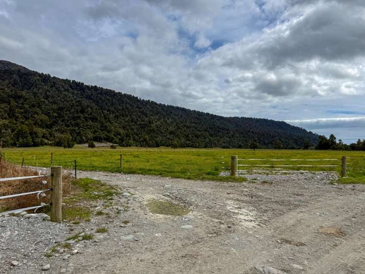 221 Docherty Creek Rd and Waiho Flat Road Franz Josef_34