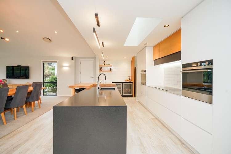 18 Ruru Avenue Otatara_2