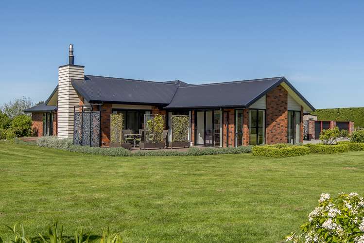 3893 Old West Coast Road Sheffield_20