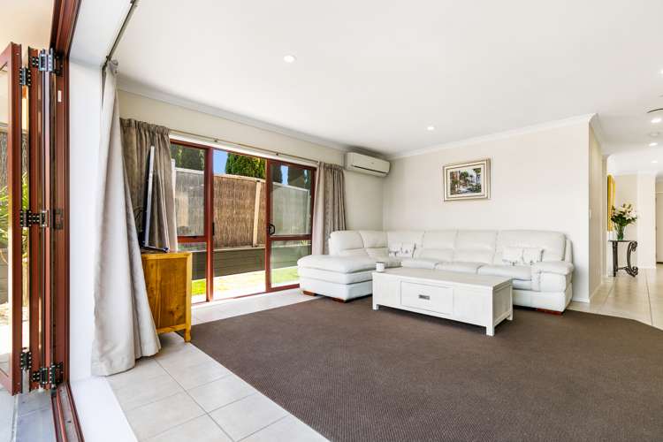 13 Onemana Way Te Atatu Peninsula_28