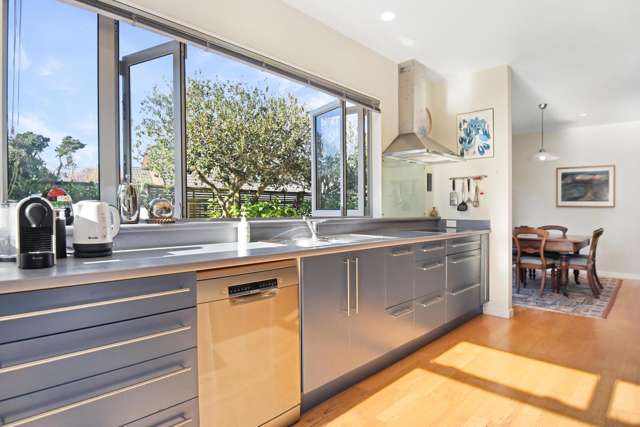 5 Suffolk Drive Otamatea_2