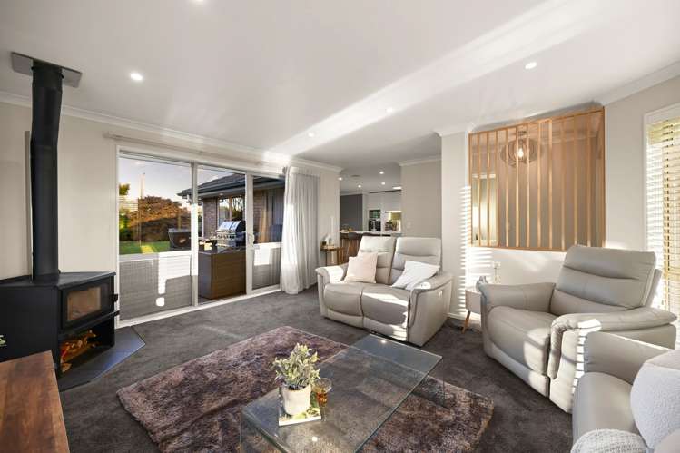 51 Wiltshire Drive Huntington_2