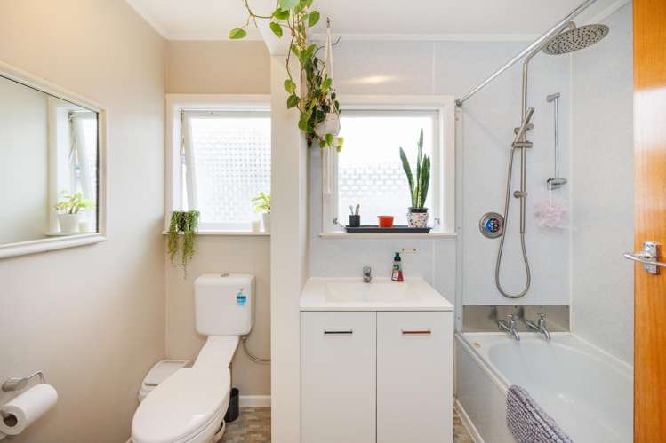 22 Saturn Crescent Milson_16