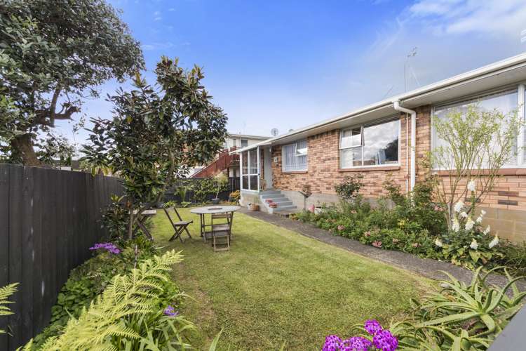 26 West Coast Road Glen Eden_26