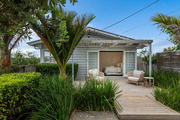 11 Woodside Avenue Northcote_11