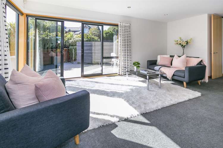 6 Watlings Place Kennedys Bush_2