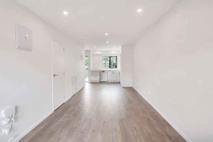 17 Valour Lane Papakura_12