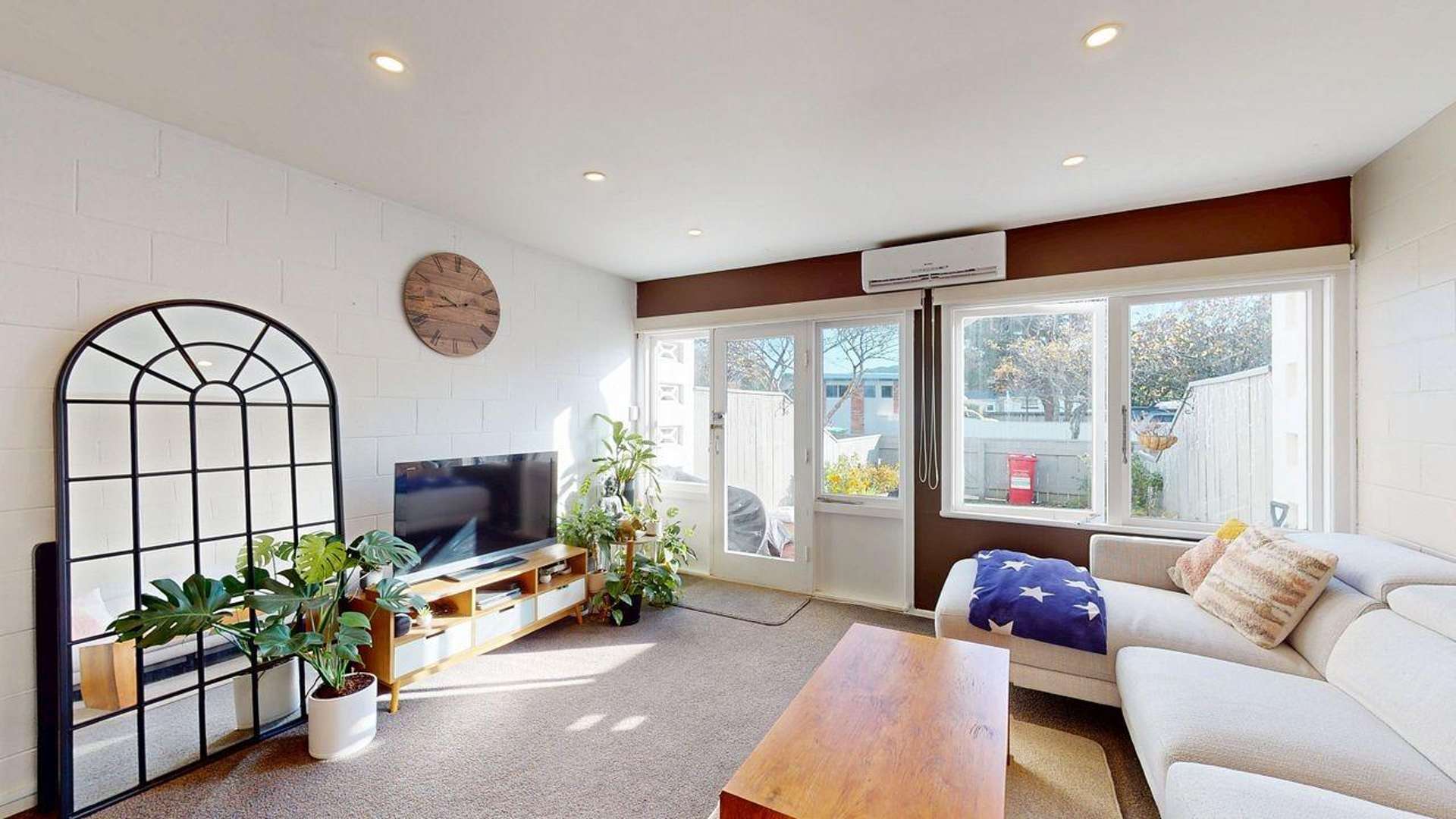 2/6 Keys Street 11306_0