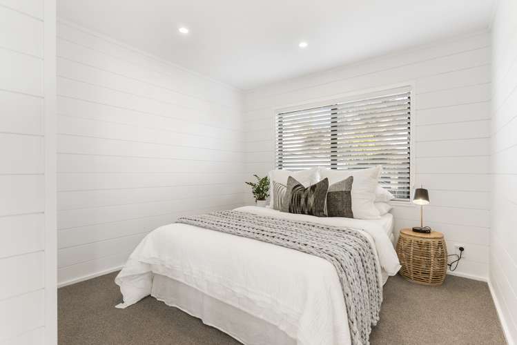 4a Helicon Place Totara Vale_10