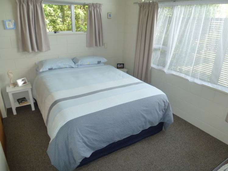 212 Ocean Road Whangamata_6