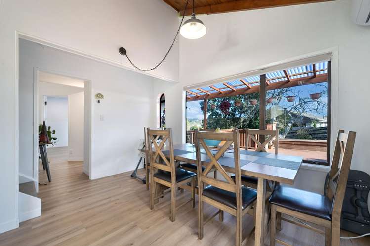 2/46A Captain Scott Road Glen Eden_9