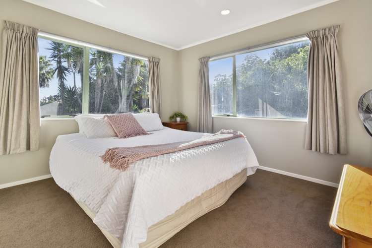 23 Silkwood Grove Totara Heights_10