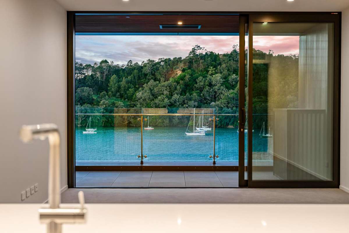 705/6 Boundary Road_2