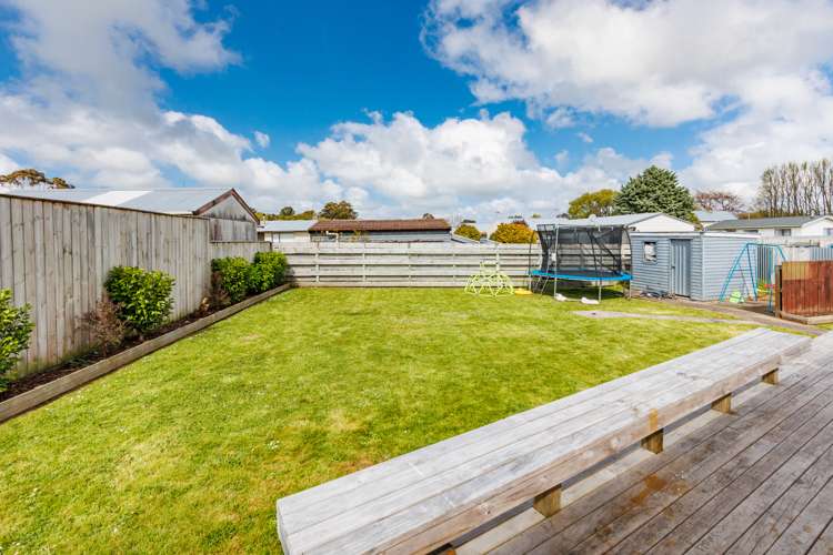 26 Ferndale Place Feilding_12