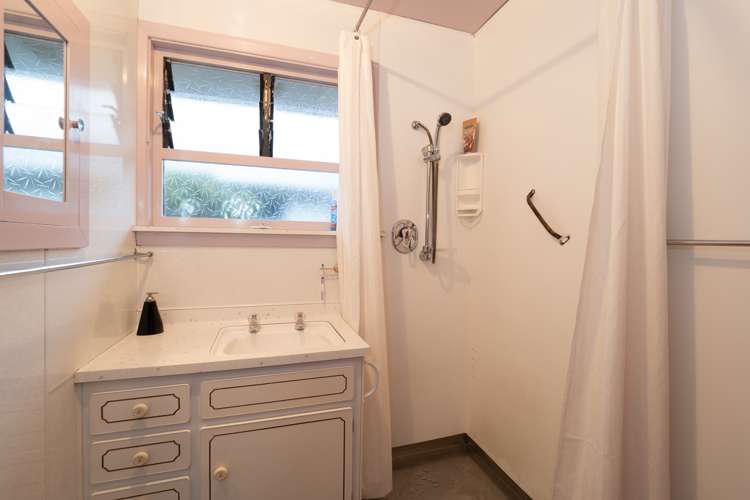 13 Mcnicol Crescent Allenton_10